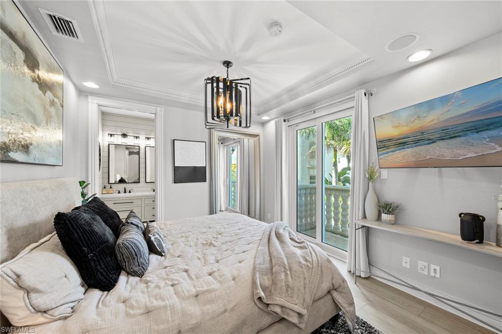 BAREFOOT BAY - Residential