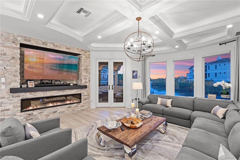 BAREFOOT BAY - Residential