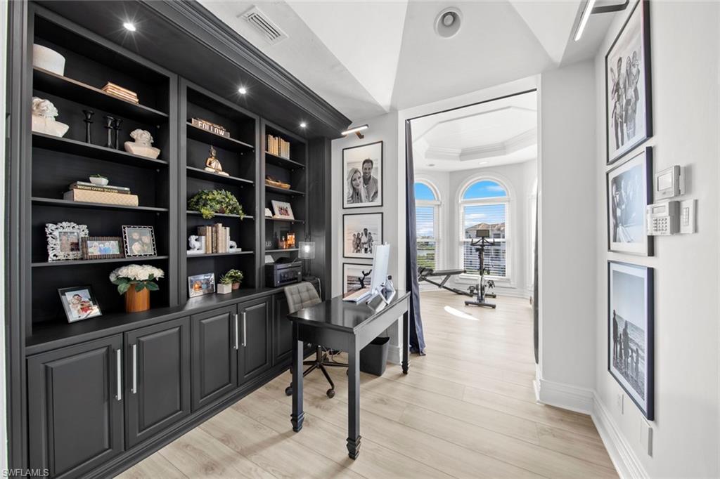 BAREFOOT BAY - Residential