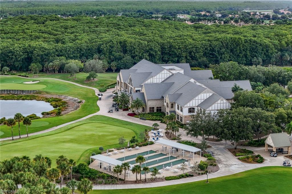 TWIN EAGLES - Residential