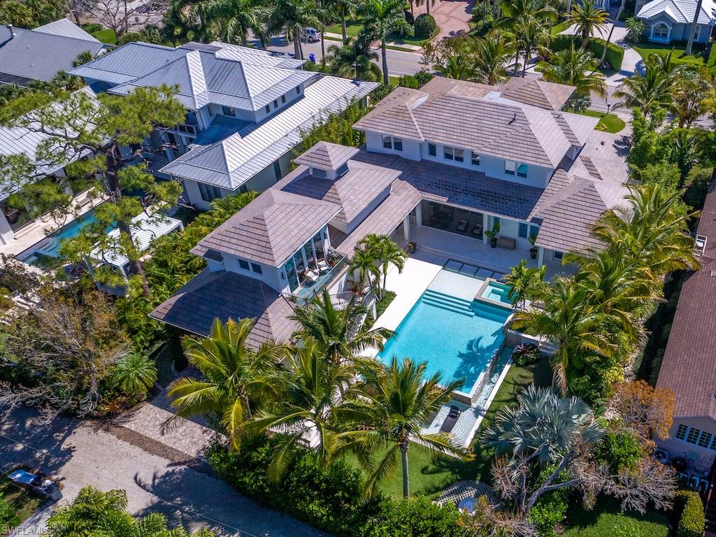 AQUALANE SHORES - Residential