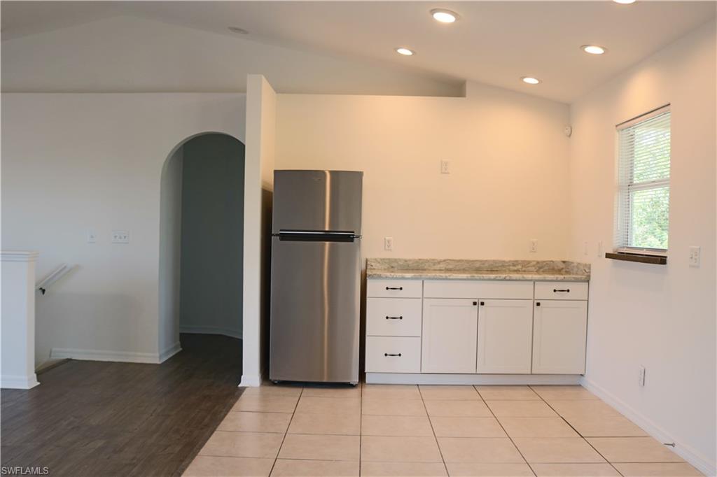 SAN CARLOS PARK - Residential