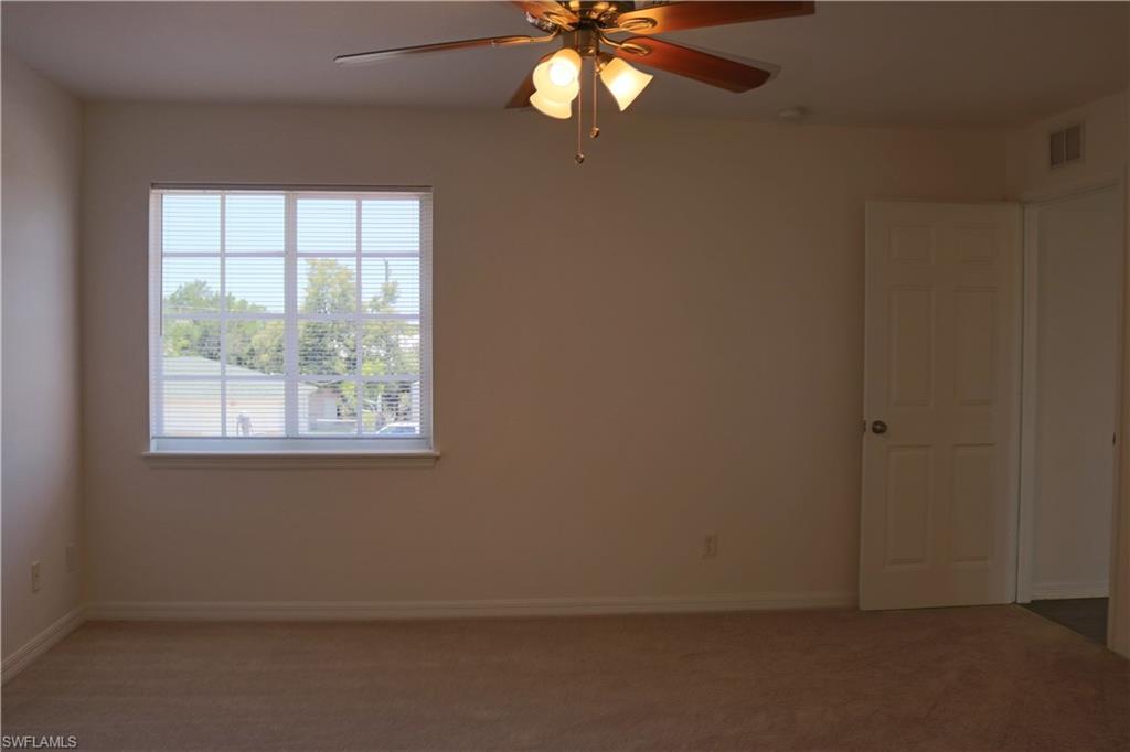 SAN CARLOS PARK - Residential
