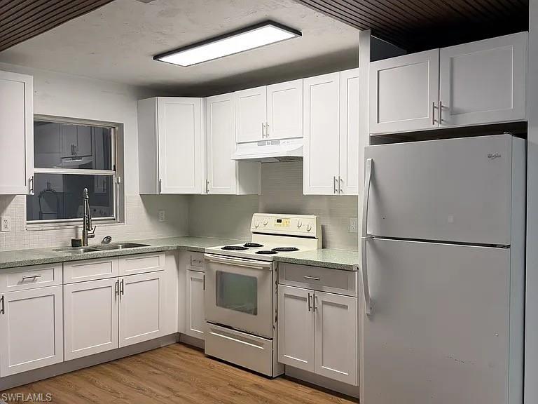 NORTH FORT MYERS - Residential Lease
