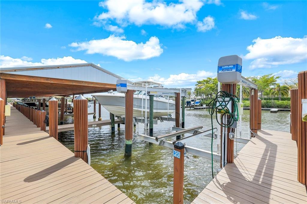 MANGROVE BAY - Residential