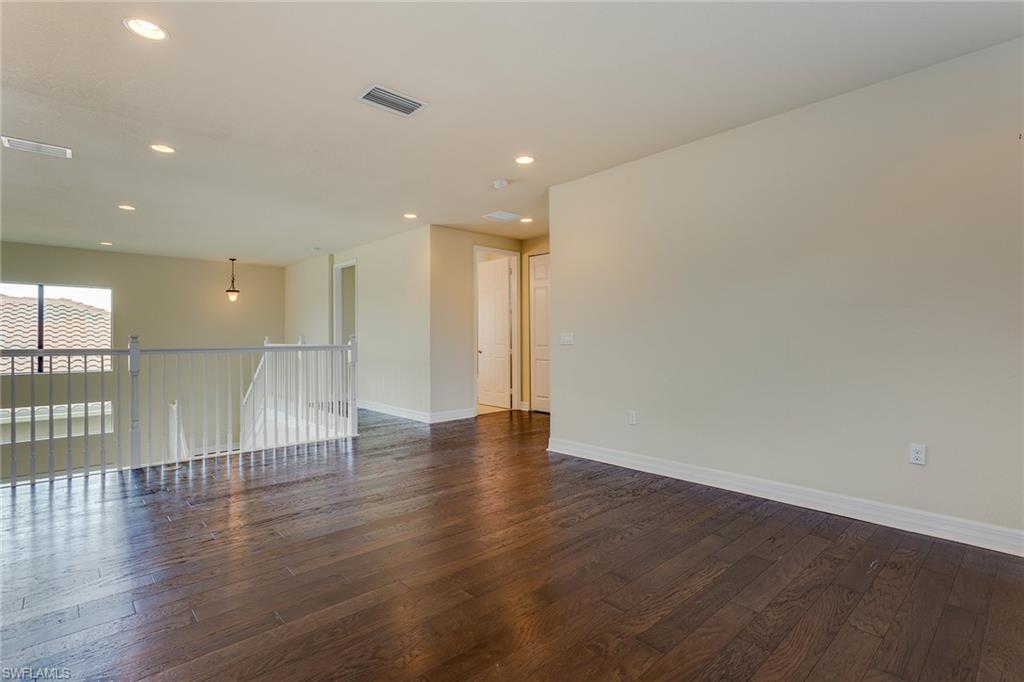 RIVERSTONE - Residential