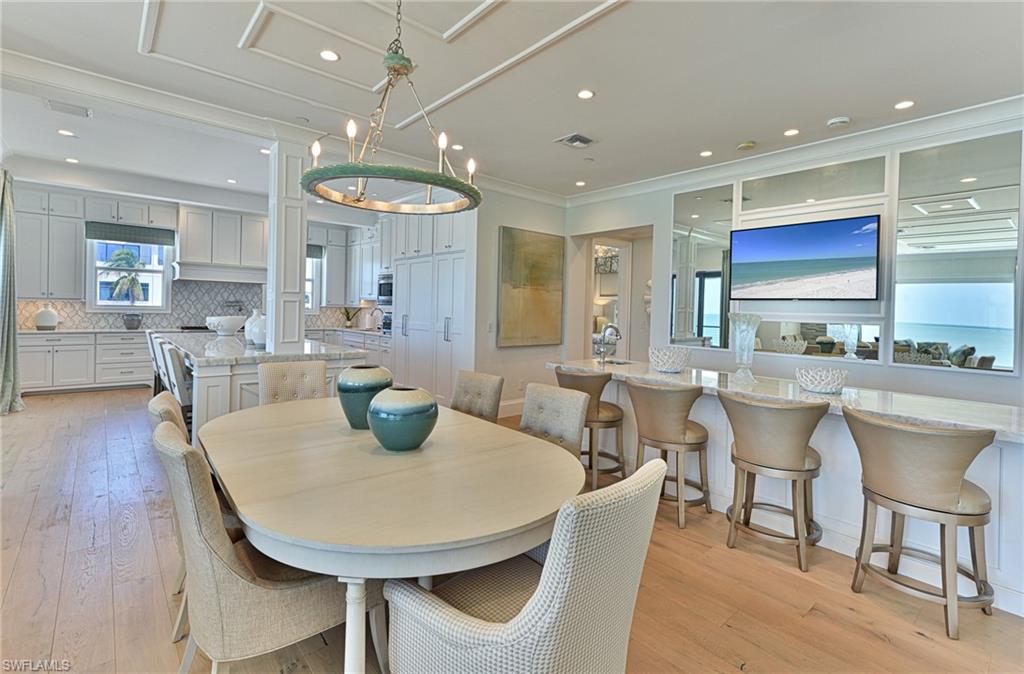 BAREFOOT BEACH - Residential