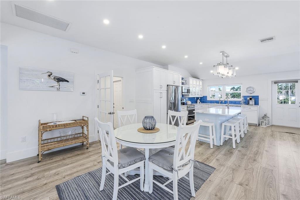 MARCO ISLAND - Residential