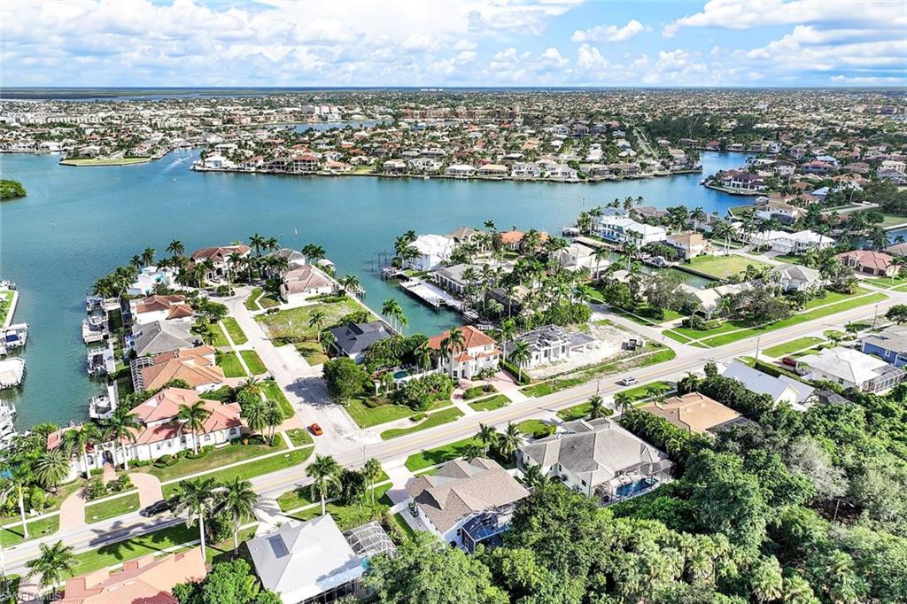 MARCO ISLAND - Residential