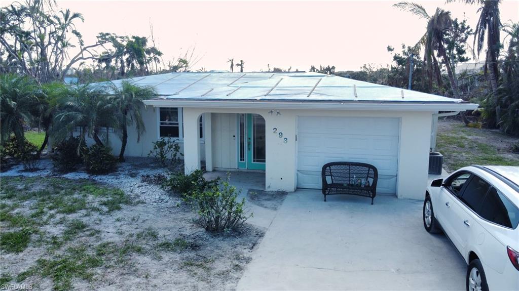 PALM LAKE - Residential