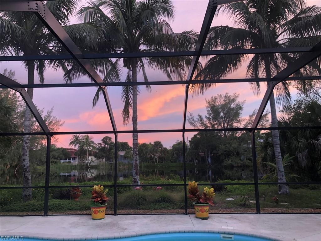 PALM LAKE - Residential