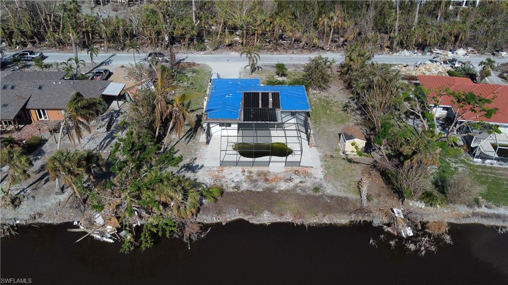 PALM LAKE - Residential