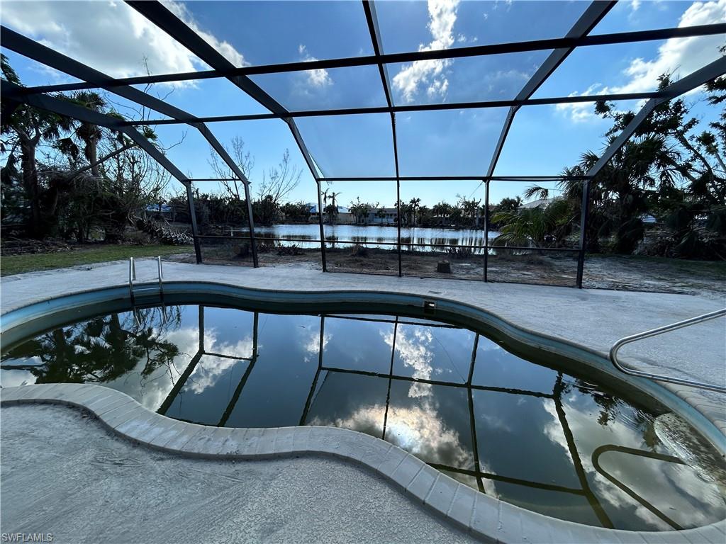 PALM LAKE - Residential