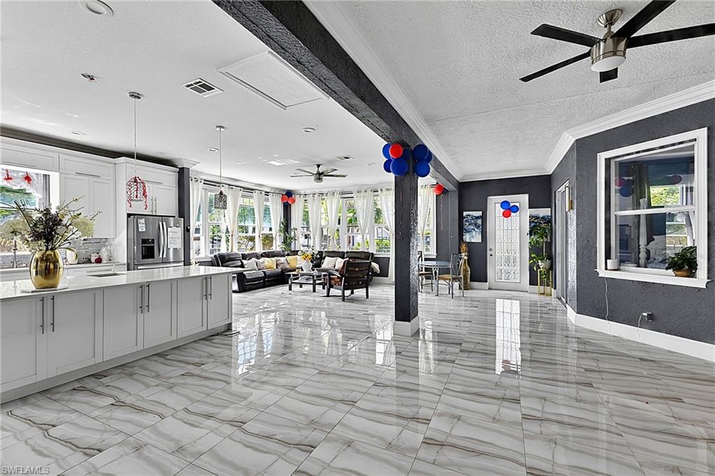 GOLDEN GATE ESTATES - Residential