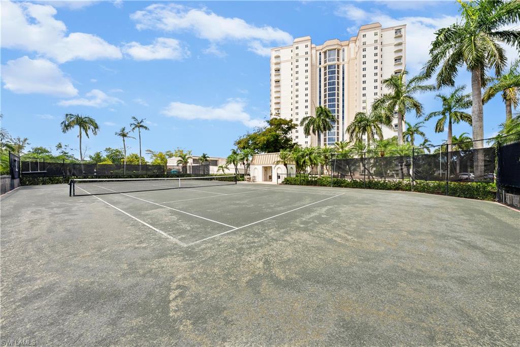 CONTESSA AT BAY COLONY - Residential