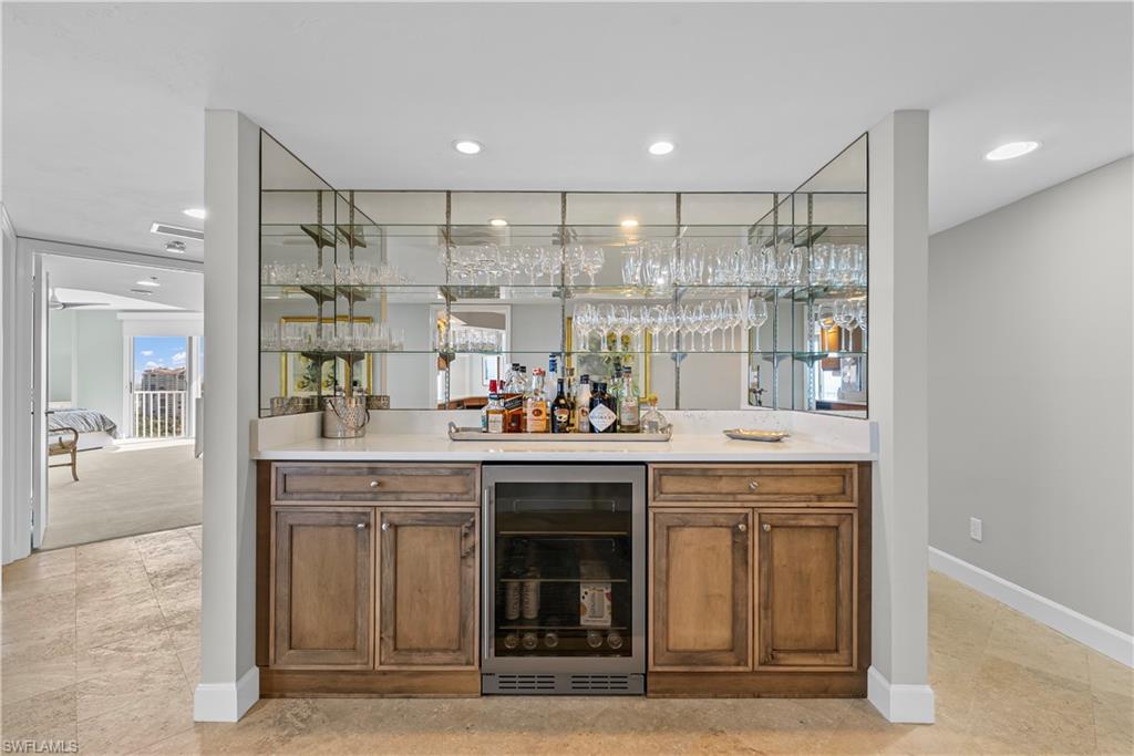 CONTESSA AT BAY COLONY - Residential