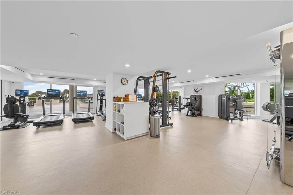 CONTESSA AT BAY COLONY - Residential