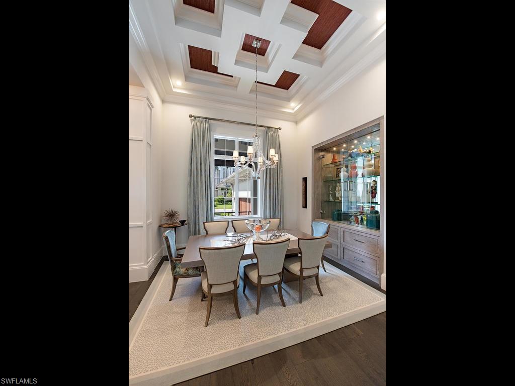 BAY WOODS - Residential