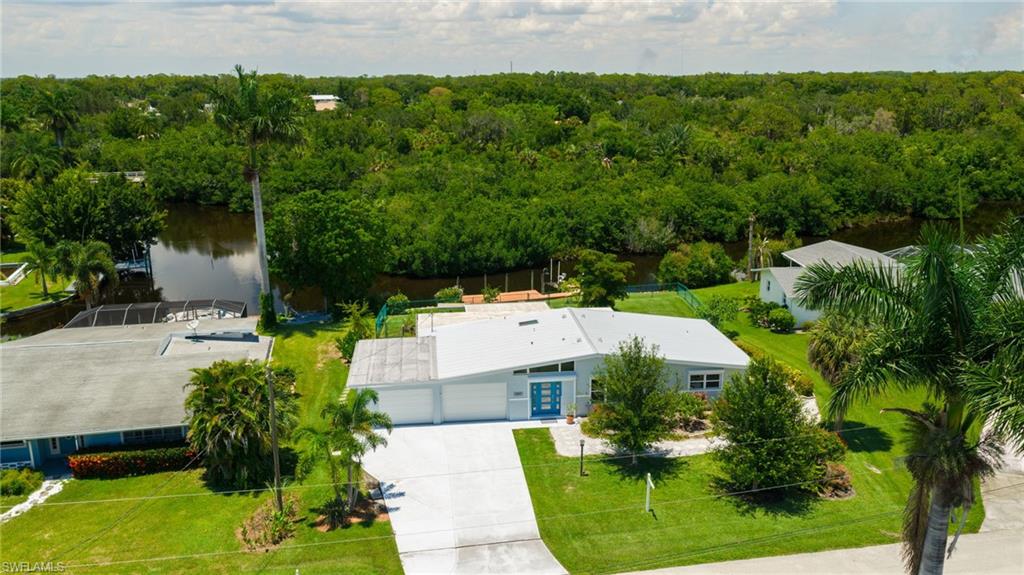 YACHT CLUB COLONY - Residential