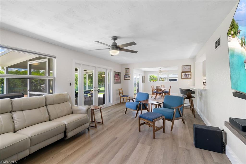 YACHT CLUB COLONY - Residential