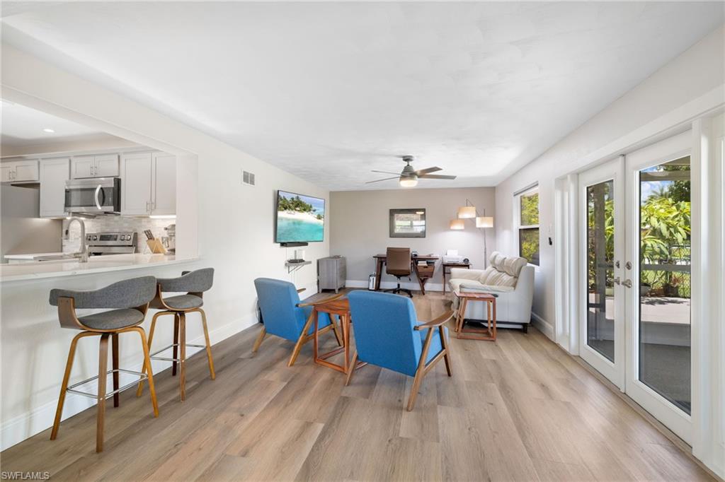 YACHT CLUB COLONY - Residential