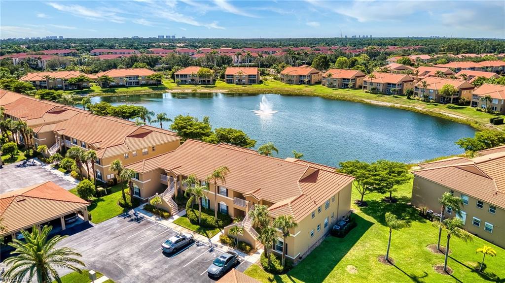 HUNTINGTON LAKES - Residential