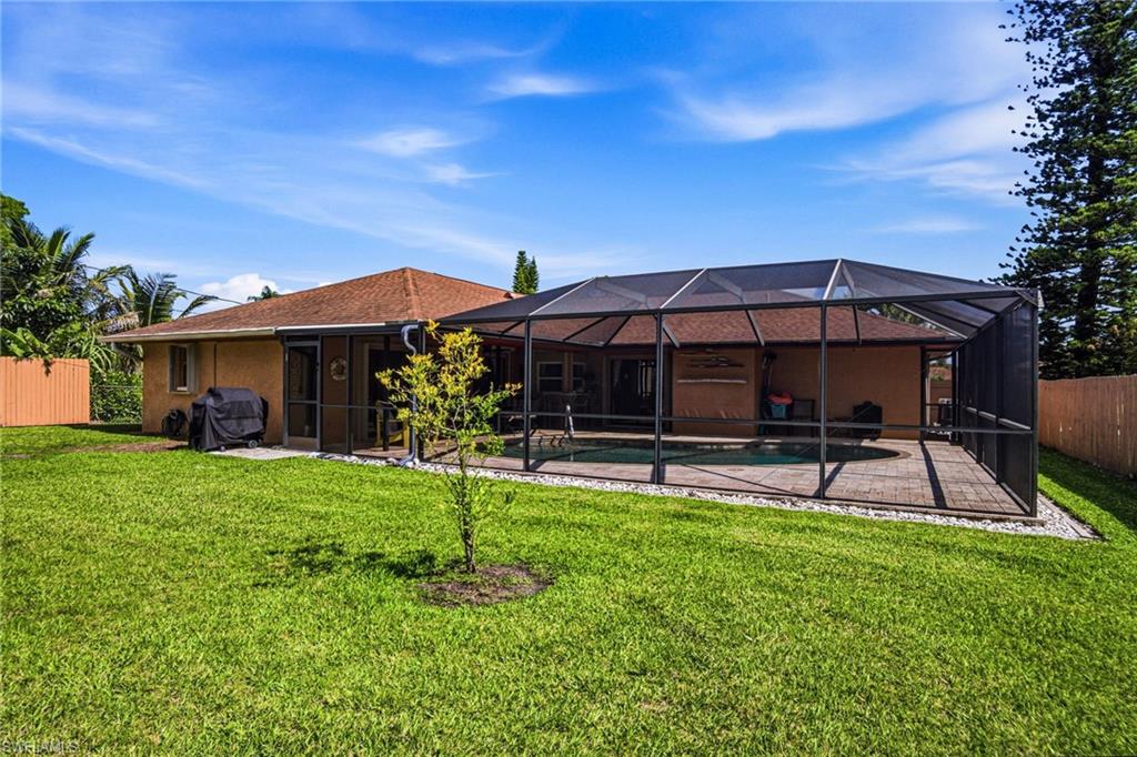 VILLA BONITA - Residential