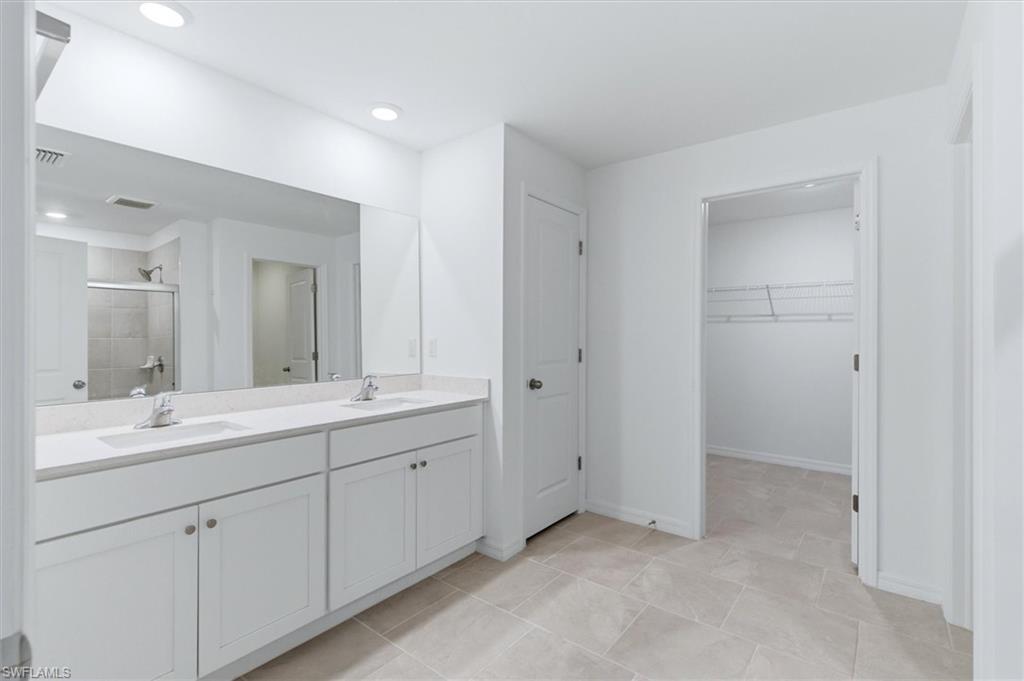 OAK VIEW - Residential