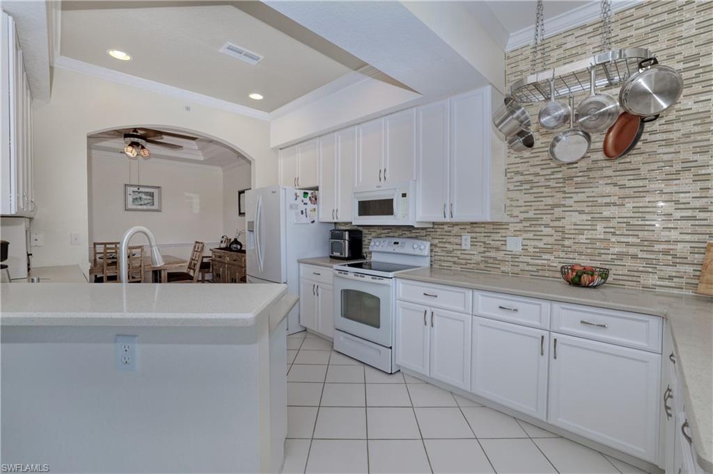PEBBLE BEACH - Residential