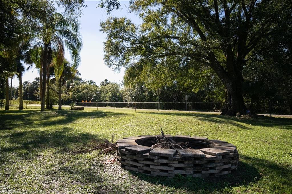 PALMONA PARK - Residential
