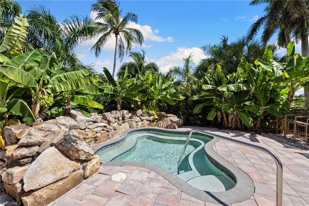 CHAPEL RIDGE - Residential