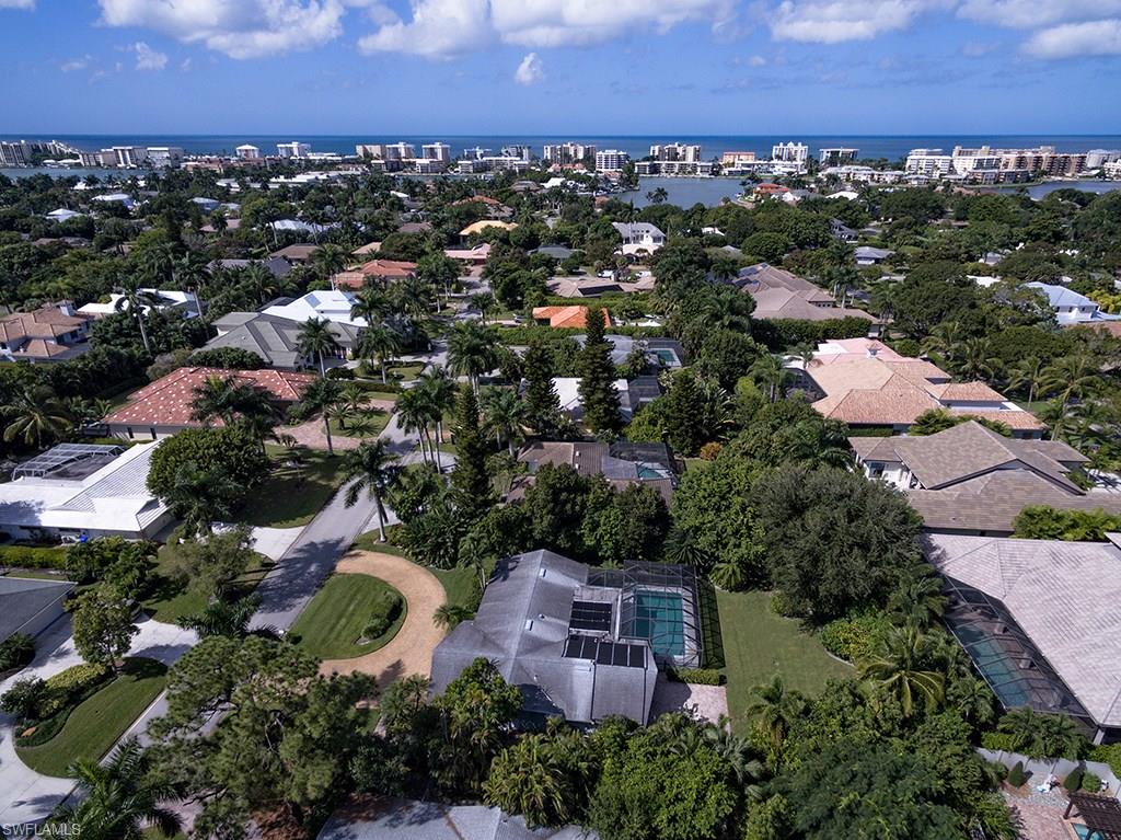 MOORINGS - Residential