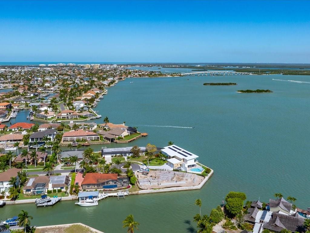 MARCO BEACH - Residential