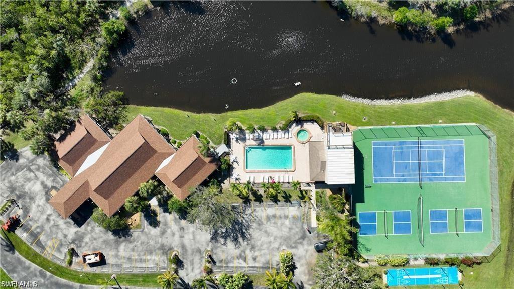 ISLAND PARK VILLAGE - Residential