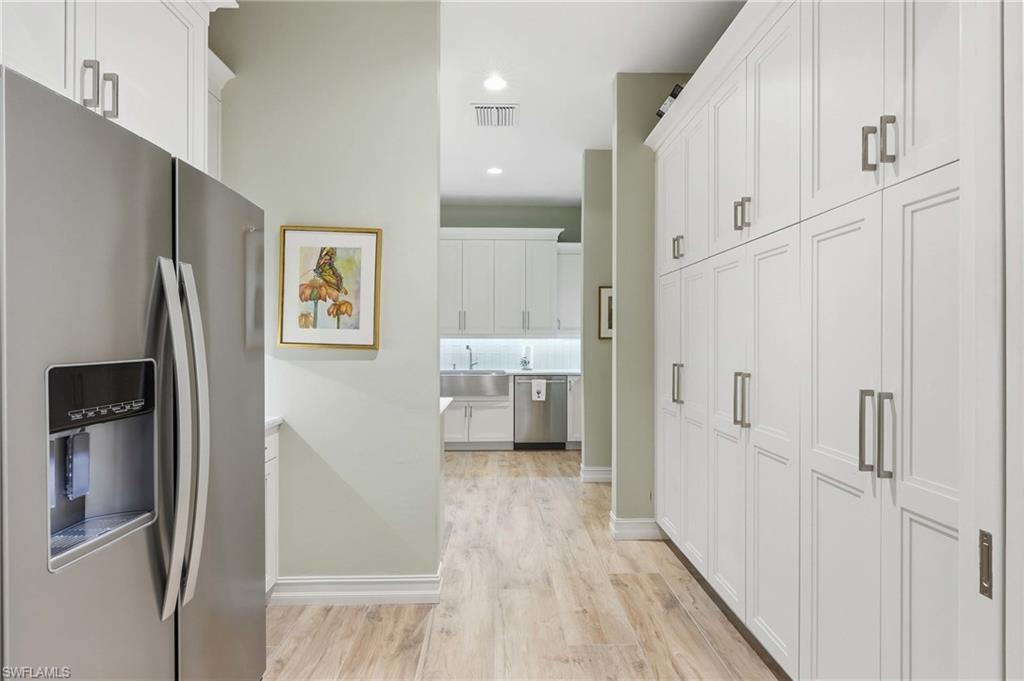 COLLIERS RESERVE - Residential