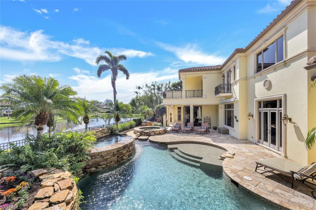 BAY COLONY SHORES - Residential