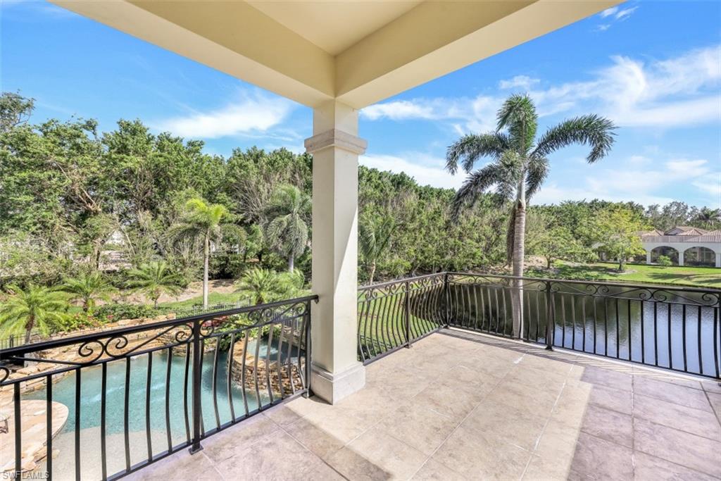 BAY COLONY SHORES - Residential