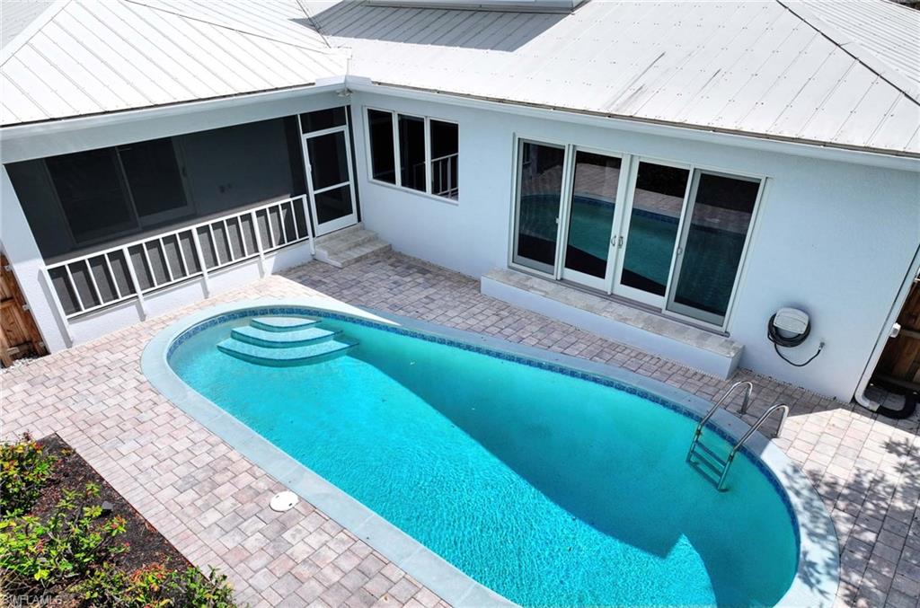 OLDE NAPLES - Residential