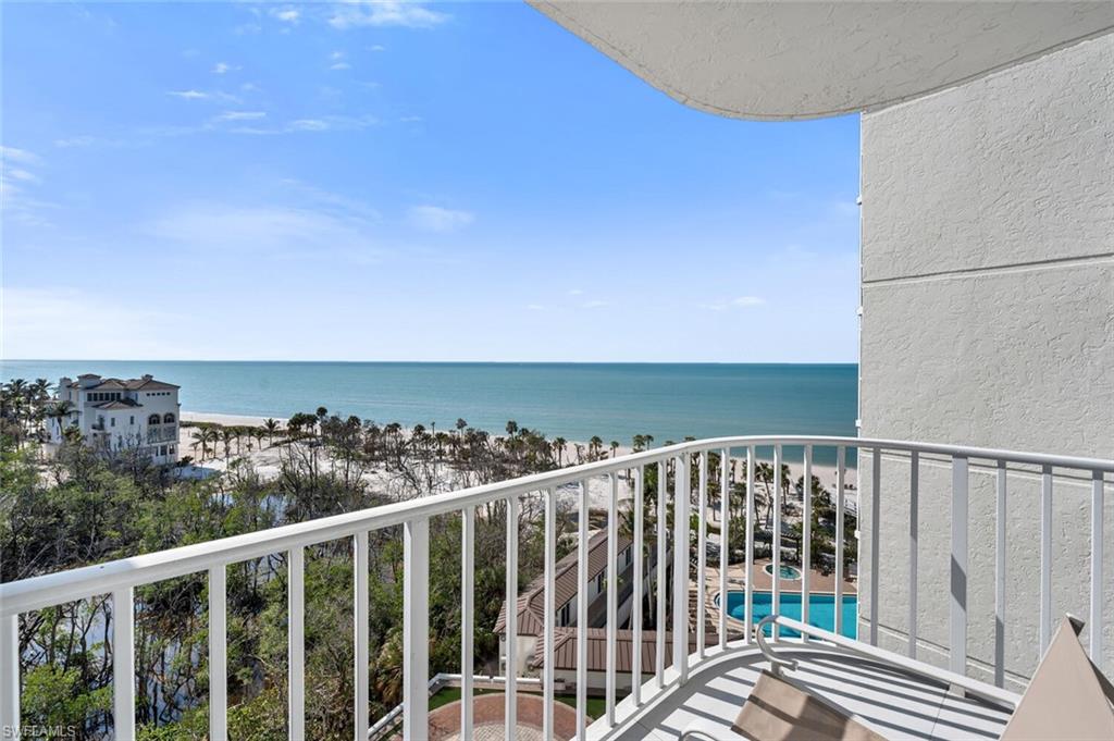 CONTESSA AT BAY COLONY - Residential