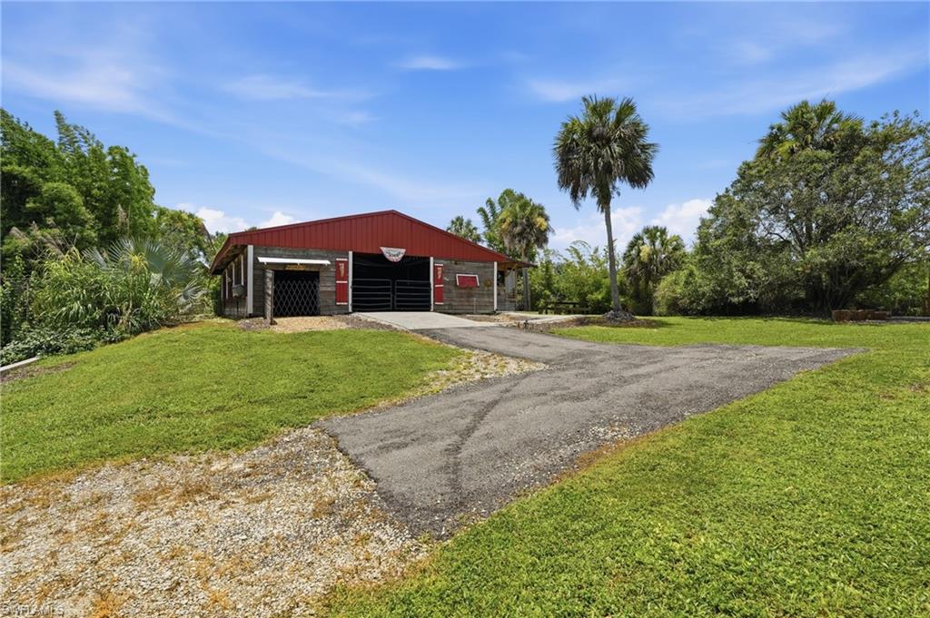 GOLDEN GATE ESTATES - Residential