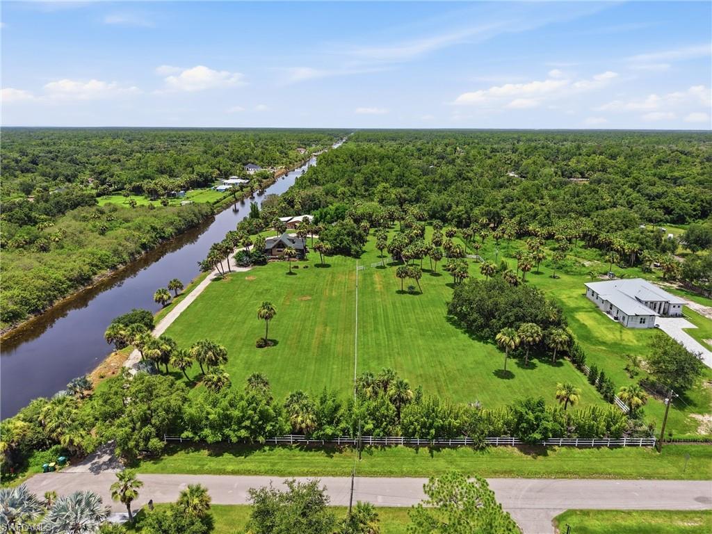 GOLDEN GATE ESTATES - Residential