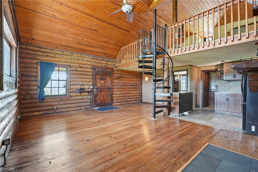 GOLDEN GATE ESTATES - Residential