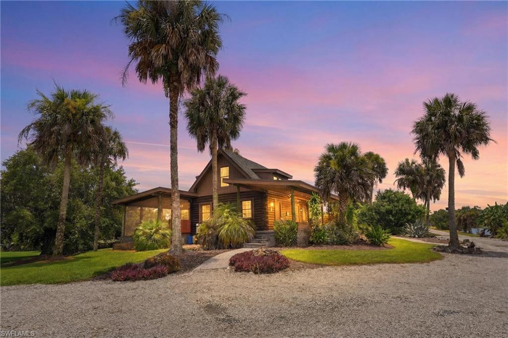GOLDEN GATE ESTATES - Residential
