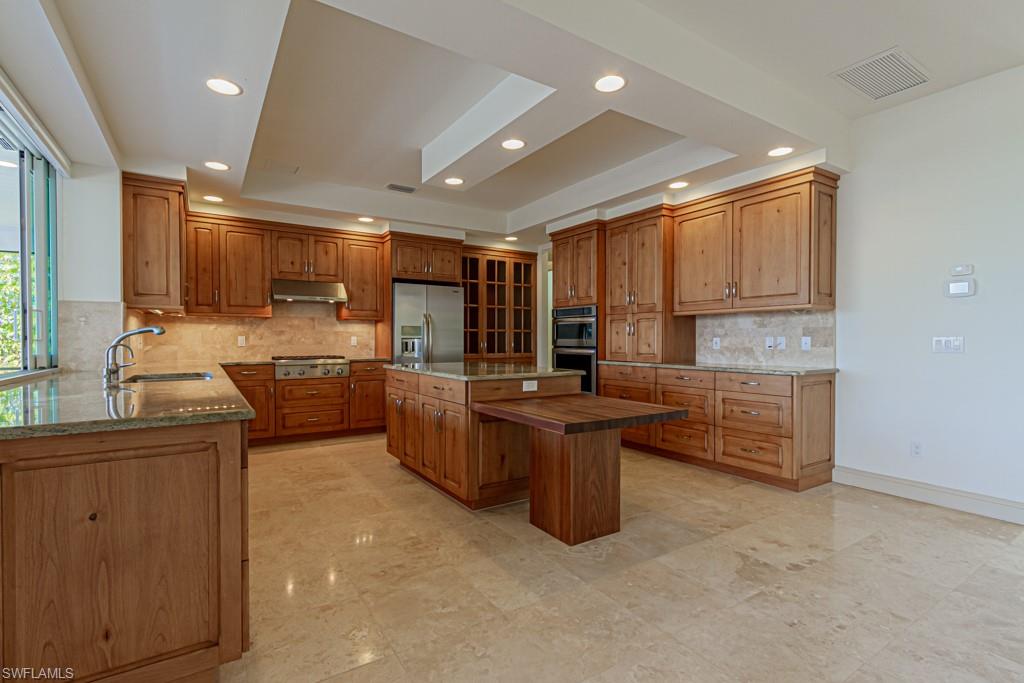 SANDPIPER POINT - Residential