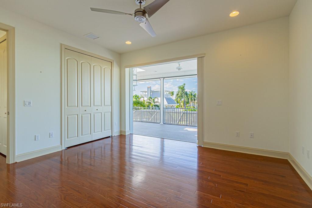 SANDPIPER POINT - Residential