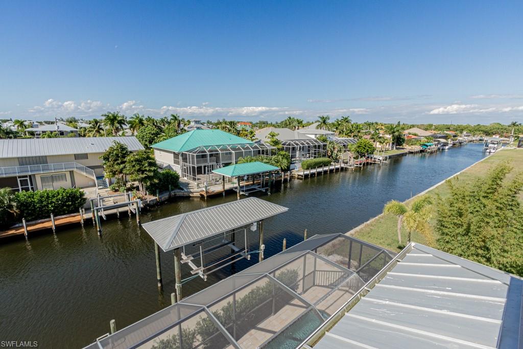 SANDPIPER POINT - Residential