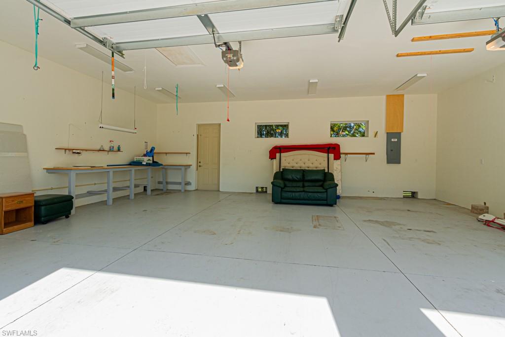 SANDPIPER POINT - Residential