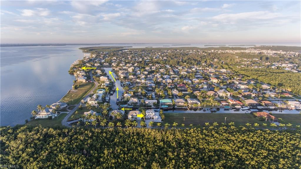 SANDPIPER POINT - Residential