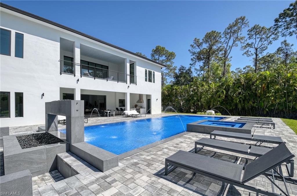 GOLDEN GATE ESTATES - Residential