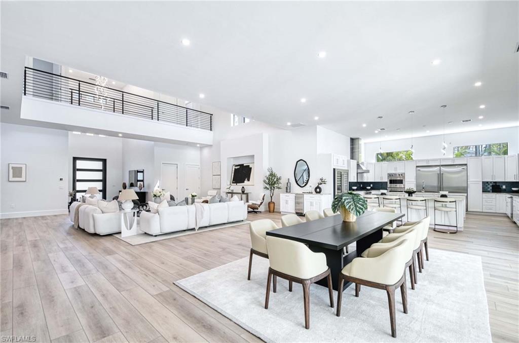 GOLDEN GATE ESTATES - Residential